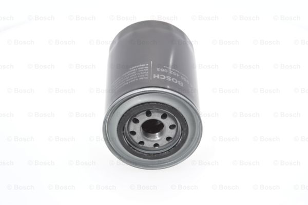 Oljefilter Bosch - Mitsubishi - Pajero, Canter - OE ME013343,ME202472,ME013307,1230A154,ME201871,1230A046,ME013344,ME215002