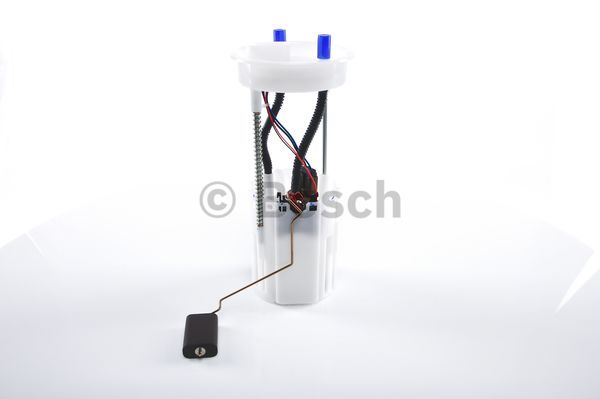 Bränslepump med armatur Bosch - VW - Passat - OE 3B0919051A,3B0919051B,8E0906087C,3B0919051C,8E0919051A,8E0906087F