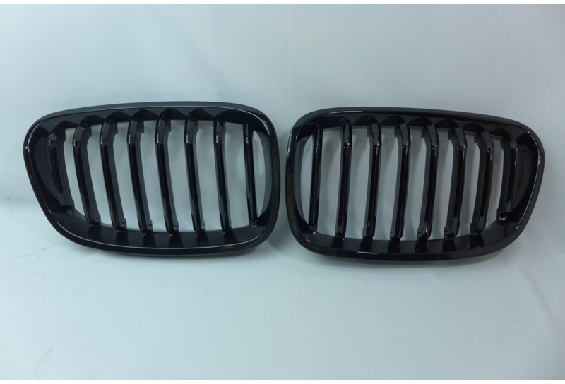 Sportgrill BMW 1-Serie F20,F21 2011- - BMW - 1-SERIE-serie