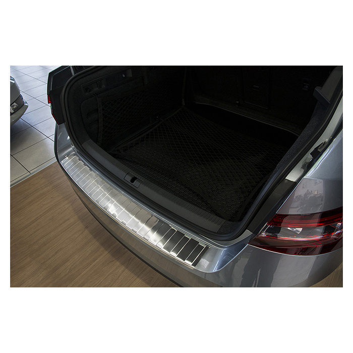 Huvudbild för Læssekantbeskytter Skoda Superb Sedan 2015- Stål