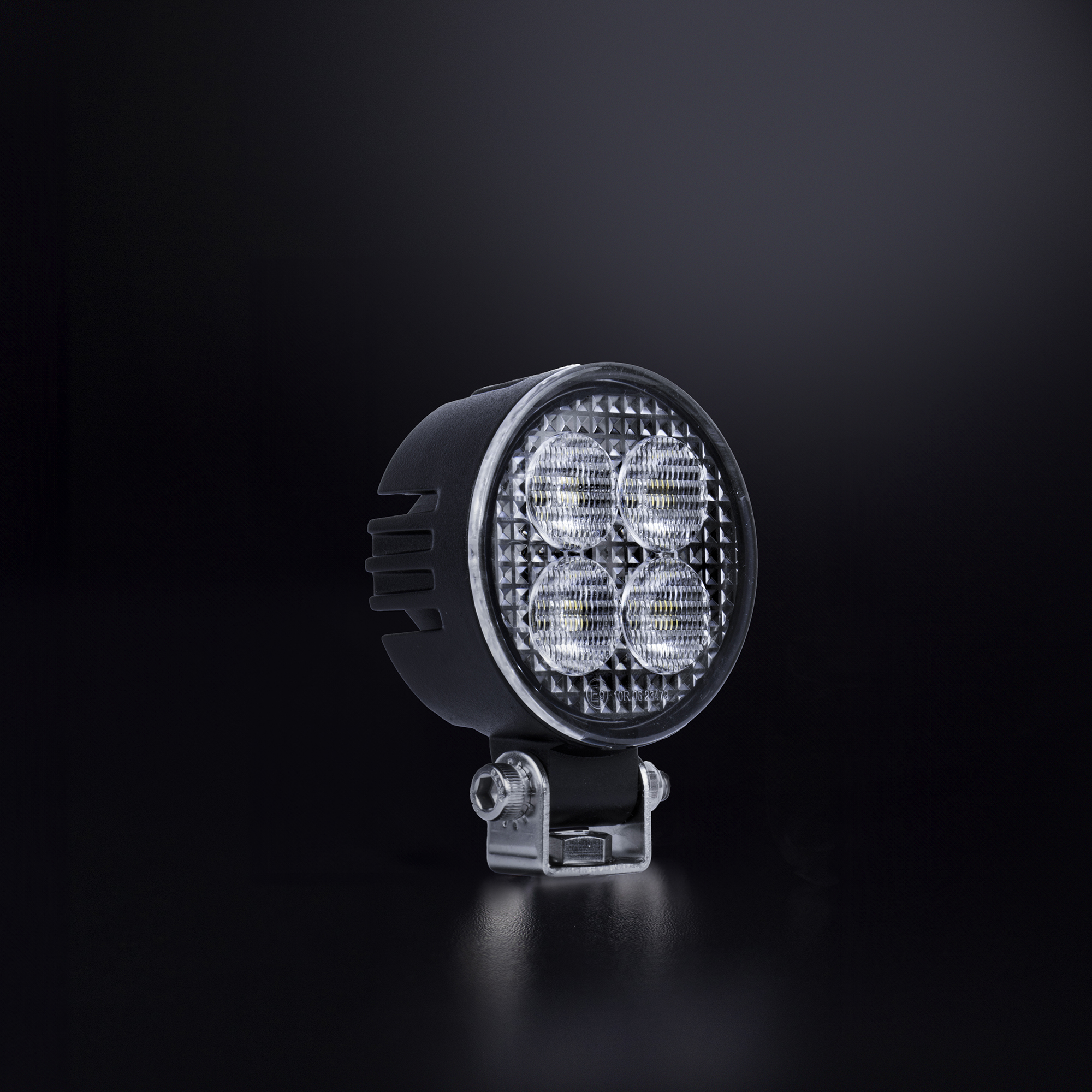 Unity arbetsljus rund 11W – Flood-stråle, IP68/IP69K, 9-40V DC, Fordon