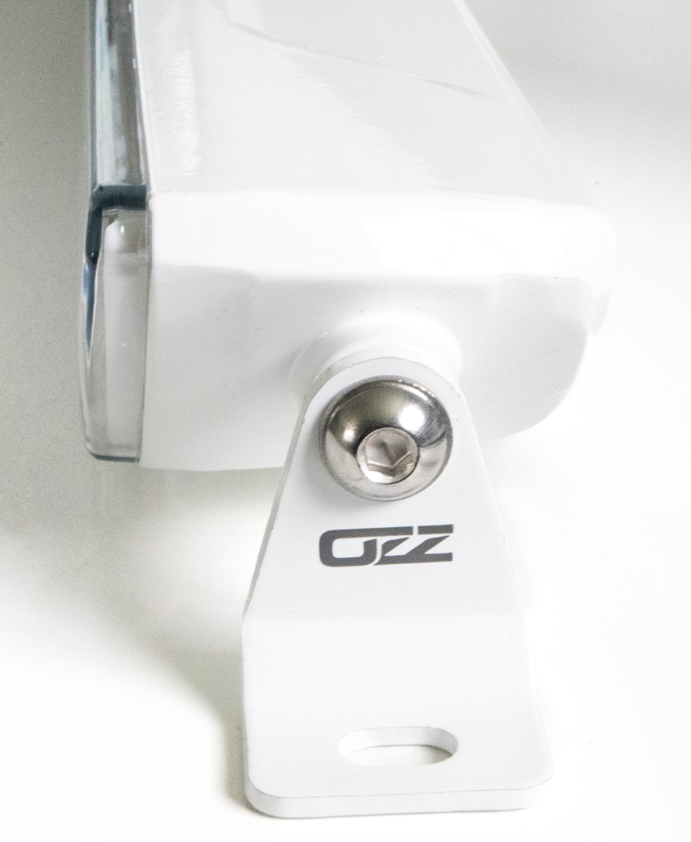 OZZ XB1 P27” asennettuna ajoneuvoon